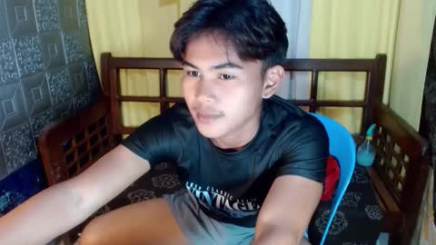 Snapshot of aivanboyyy chatting on April 7, 2026, 1:22 pm aivanboyyy online show from April 7, 2026, 1:22 pm
