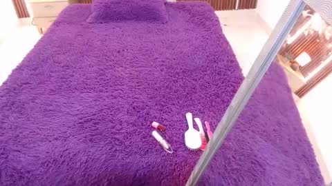 AIXA  online show from October 29, 2025, 12:29 pm