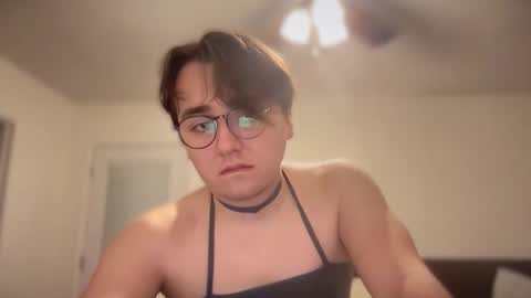 Snapshot of ajuliebellelemons chatting on December 4, 2025, 4:11 am JullieBelleLemons online show from December 4, 2025, 4:11 am