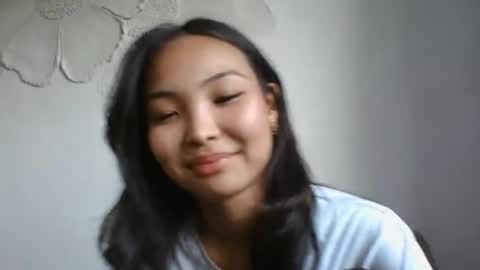 akarimomoto online show from April 28, 2026, 9:58 am