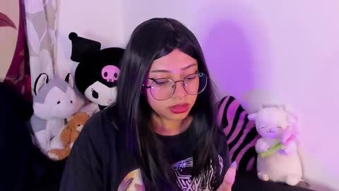 Akari online show from January 14, 2026, 12:49 am