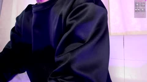 Snapshot of akazaboy chatting on May 31, 2026, 4:53 am akazaboy online show from May 31, 2026, 4:53 am
