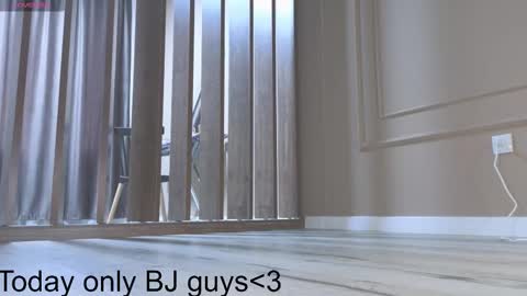 Akemi your little tyan online show from October 27, 2025, 5:22 am