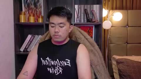 Snapshot of akihiro_morningstar chatting on December 16, 2025, 5:18 pm Dave online show from December 16, 2025, 5:18 pm