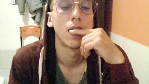 My love online show from September 25, 2025, 12:03 am