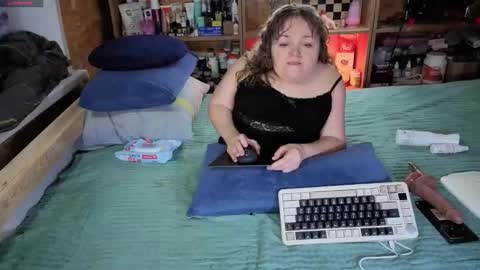 Natalie online show from November 30, 2025, 10:30 am