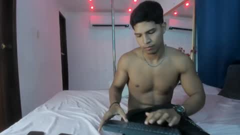 Snapshot of akiraa_hime chatting on November 15, 2025, 2:20 am akiraa_hime online show from November 15, 2025, 2:20 am