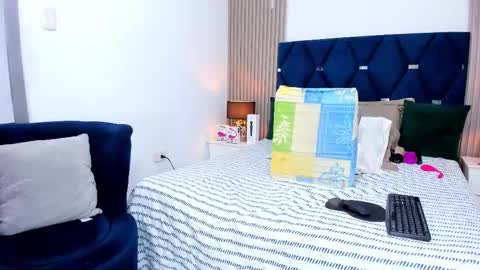 Snapshot of akirafallk_ chatting on November 6, 2025, 5:47 pm Akira online show from November 6, 2025, 5:47 pm