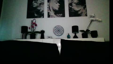 MIHAELA online show from September 18, 2025, 3:47 pm