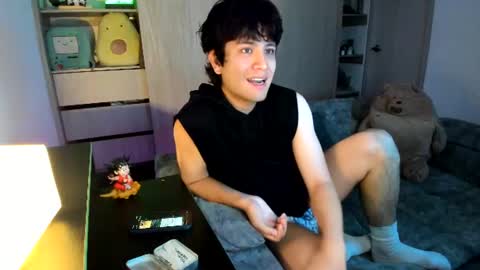 Snapshot of akirokat chatting on June 15, 2026, 11:29 pm akirokat online show from June 15, 2026, 11:29 pm