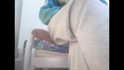 Brown arab man online show from January 16, 2026, 8:07 am