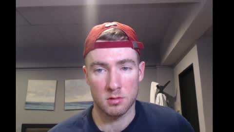 Snapshot of al3xzanderth3gr3at chatting on February 18, 2025, 10:16 am Alex online show from February 18, 2025, 10:16 am