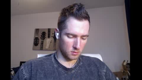 Snapshot of al3xzanderth3gr3at chatting on October 23, 2025, 8:24 am Alex online show from October 23, 2025, 8:24 am