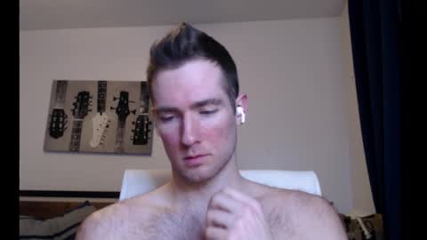 Snapshot of al3xzanderth3gr3at chatting on October 24, 2025, 8:22 am Alex online show from October 24, 2025, 8:22 am