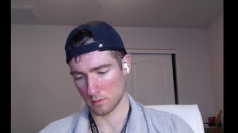 Snapshot of al3xzanderth3gr3at chatting on October 27, 2025, 1:53 am Alex online show from October 27, 2025, 1:53 am