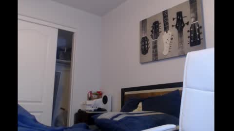 Snapshot of al3xzanderth3gr3at chatting on November 5, 2025, 11:27 pm Alex online show from November 5, 2025, 11:27 pm