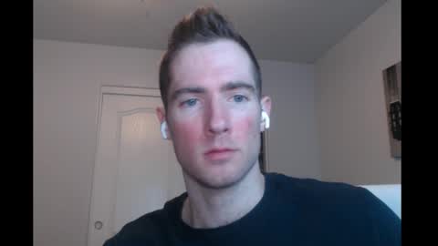 Snapshot of al3xzanderth3gr3at chatting on November 13, 2025, 8:35 am Alex online show from November 13, 2025, 8:35 am