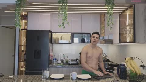 Al Fox  Miko Fortuni  online show from December 8, 2024, 8:15 pm