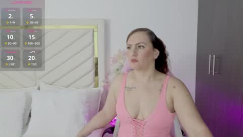 Alahia online show from April 30, 2026, 9:59 am