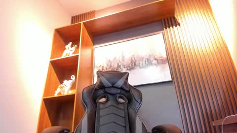 Snapshot of alahia__rodriguez chatting on December 14, 2025, 6:45 pm Alahia Rodriguez online show from December 14, 2025, 6:45 pm