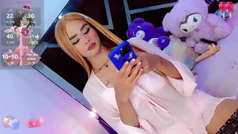 alahia_daboin online show from May 17, 2026, 7:06 am
