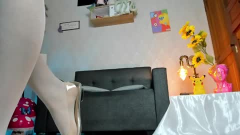 Snapshot of alaia_love77 chatting on May 4, 2026, 4:36 pm Alaia online show from May 4, 2026, 4:36 pm