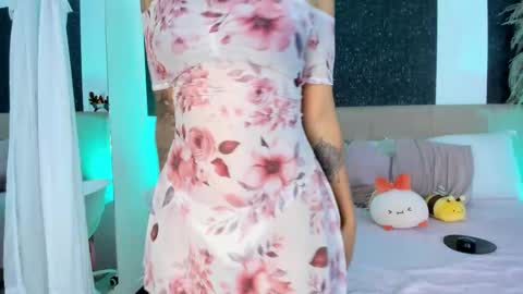 Alaia online show from December 2, 2025, 7:42 pm