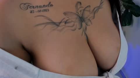 alaia_soto online show from November 14, 2025, 9:57 pm