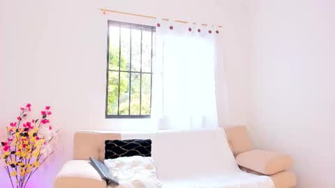 Alaia  online show from October 12, 2025, 8:19 pm