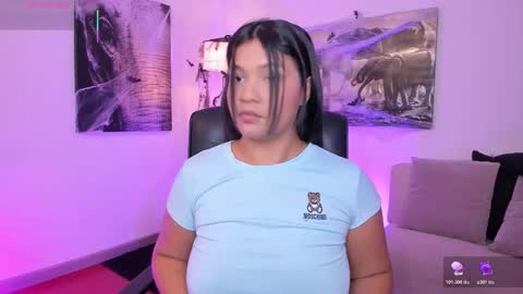 Snapshot of alaiia7 chatting on October 29, 2025, 7:37 pm Alaia online show from October 29, 2025, 7:37 pm