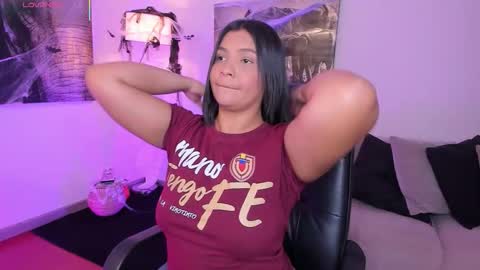 Snapshot of alaiia7 chatting on October 30, 2025, 7:36 pm Alaia online show from October 30, 2025, 7:36 pm