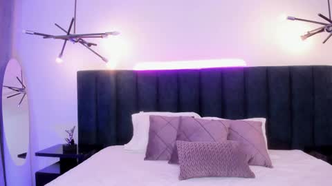 Alaia online show from April 5, 2026, 7:44 pm