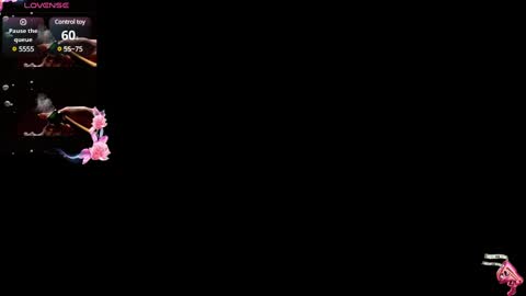 Snapshot of alaiia_rosse chatting on January 18, 2025, 4:04 am  Alaiia  online show from January 18, 2025, 4:04 am