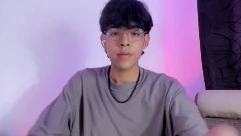 Snapshot of alan18n chatting on March 9, 2025, 8:52 pm alan18n online show from March 9, 2025, 8:52 pm