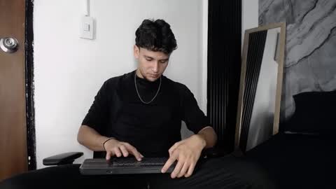 alan__smith online show from January 9, 2026, 9:16 pm