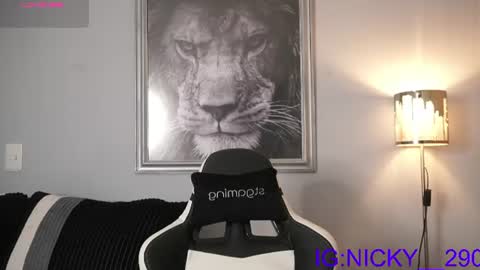 alan_morrys online show from July 31, 2026, 1:38 am