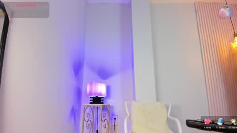 Snapshot of alana__rossetti chatting on June 13, 2026, 11:30 am Alana online show from June 13, 2026, 11:30 am
