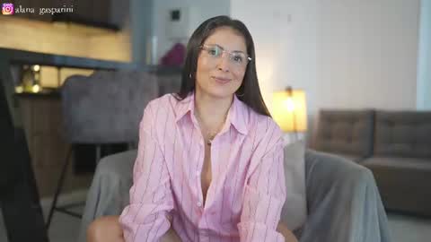 Snapshot of alana_gasparani chatting on July 9, 2026, 7:29 pm Alana Gasparini online show from July 9, 2026, 7:29 pm