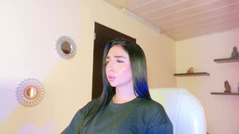 Snapshot of alana_madison chatting on December 20, 2025, 11:28 am Maeve online show from December 20, 2025, 11:28 am