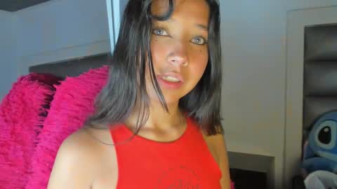 Snapshot of alana_noir chatting on October 17, 2025, 8:44 pm alana online show from October 17, 2025, 8:44 pm