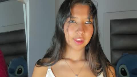 Snapshot of alana_noir chatting on October 20, 2025, 8:53 pm alana online show from October 20, 2025, 8:53 pm