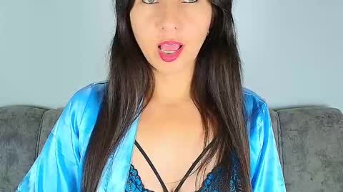 Snapshot of alana_pink95 chatting on November 18, 2025, 10:41 am alana_pink95 online show from November 18, 2025, 10:41 am