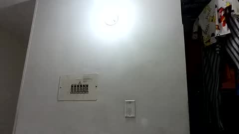 isabella online show from January 15, 2026, 12:21 pm