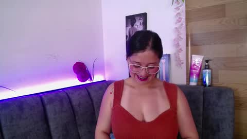Snapshot of alana_steel_1 chatting on February 4, 2026, 7:42 pm Alana online show from February 4, 2026, 7:42 pm