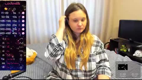 Snapshot of alanabrox chatting on February 12, 2025, 12:33 pm Julia online show from February 12, 2025, 12:33 pm