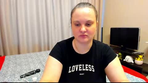 Snapshot of alanabrox chatting on March 4, 2025, 1:17 pm Julia online show from March 4, 2025, 1:17 pm