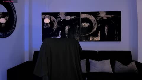 Alana online show from November 17, 2025, 11:49 am