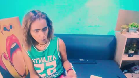 Snapshot of alanadelray chatting on January 11, 2025, 6:45 am alanadelray online show from January 11, 2025, 6:45 am