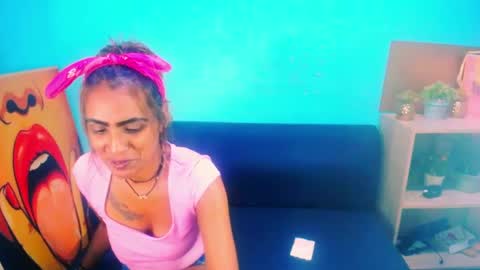 Snapshot of alanadelray chatting on January 24, 2025, 7:08 am alanadelray online show from January 24, 2025, 7:08 am