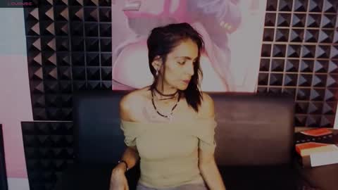 Snapshot of alanadelray chatting on October 23, 2025, 8:35 am alanadelray online show from October 23, 2025, 8:35 am